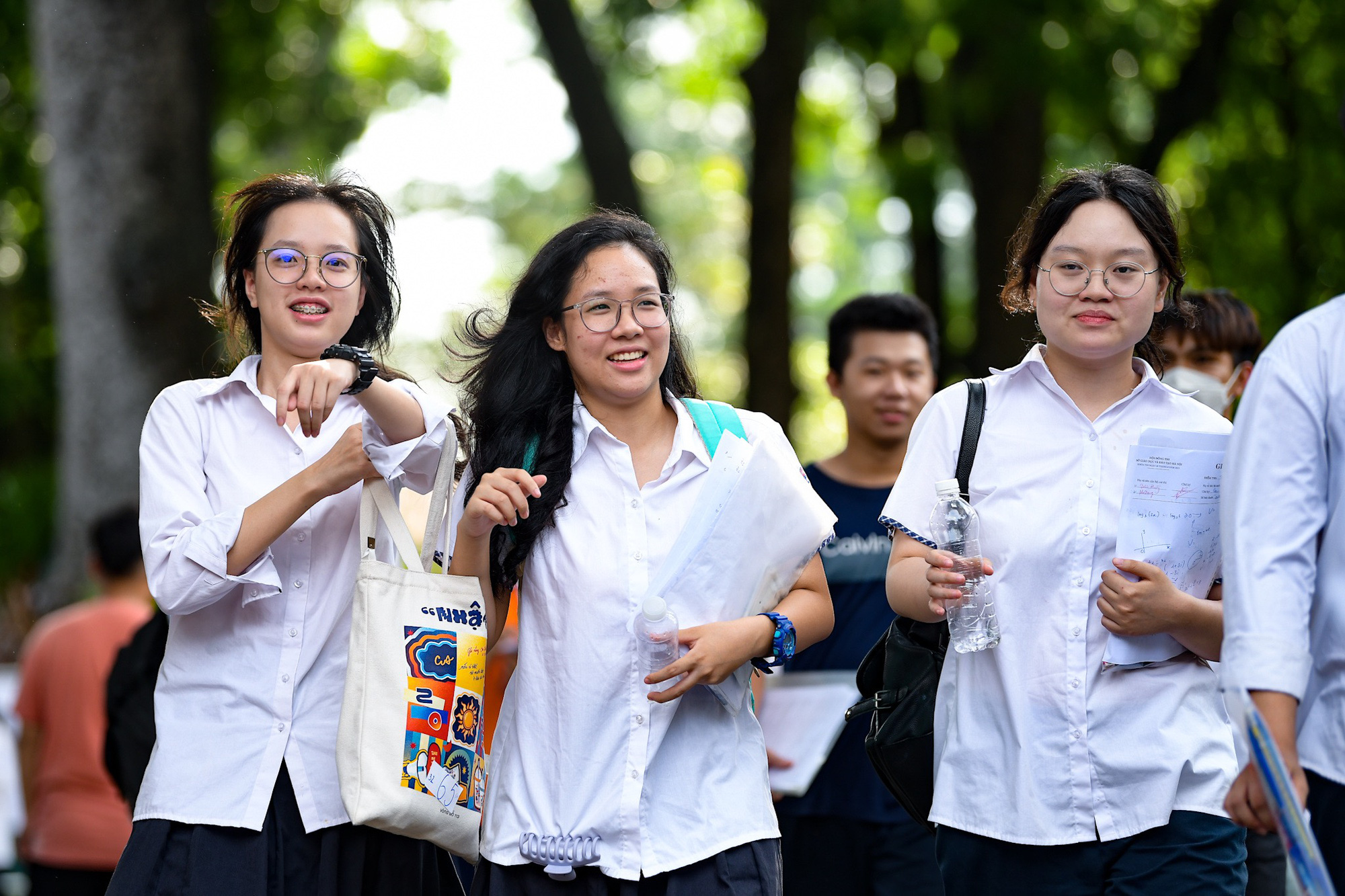 Học sinh tham dự kỳ thi tốt nghiệp THPT năm 2023 tại Hà Nội Học sinh tham dự kỳ thi tốt nghiệp THPT năm 2023 tại Hà Nội - Ảnh: NAM TRẦN