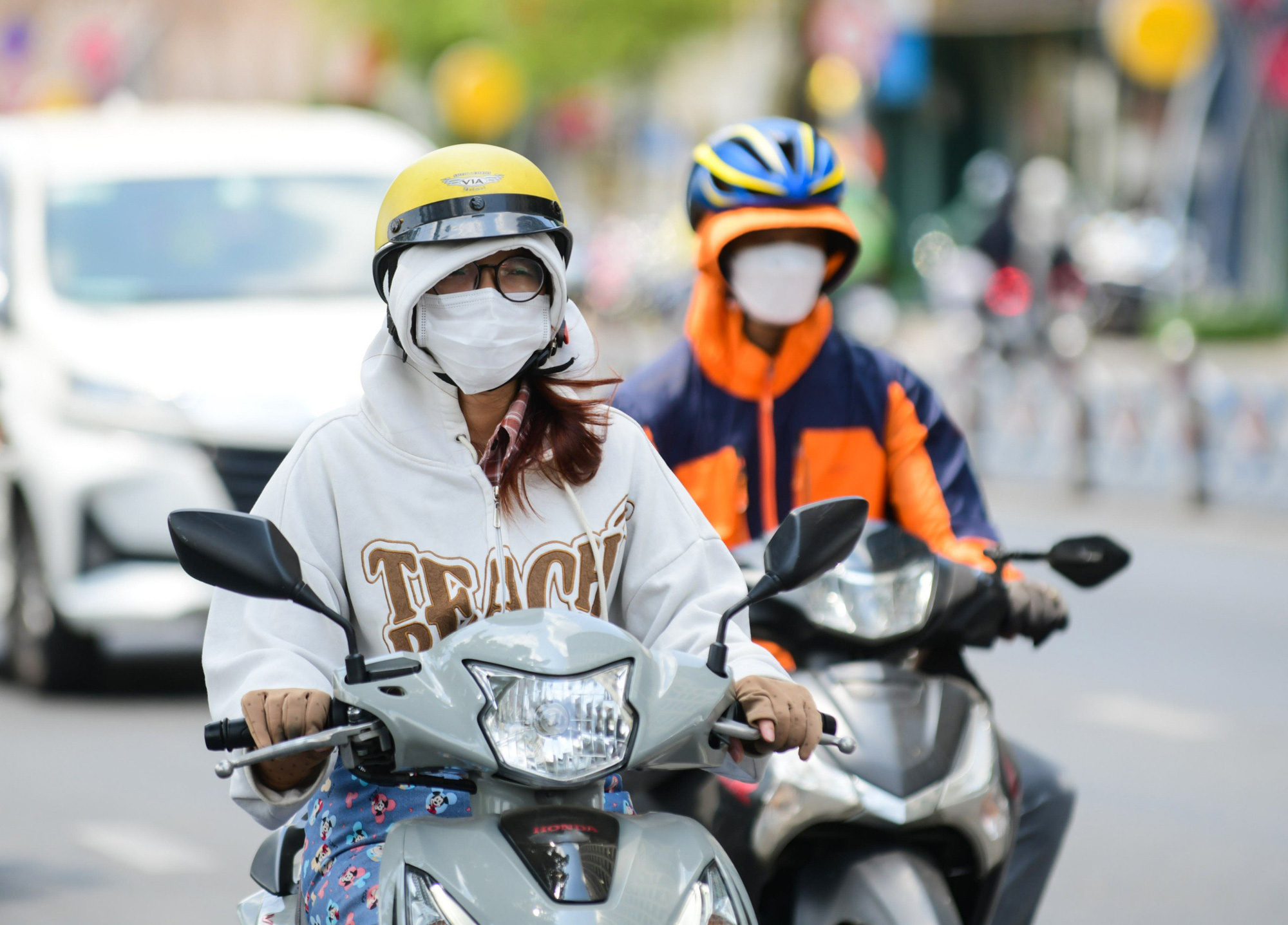 Thời tiết hôm nay 19-6: Nắng nóng khắp Bắc Bộ, Trung Bộ; Nam Bộ tối mưa rào- Ảnh 1. Dự báo hôm nay 19-6, thời tiết cả nước ngày nắng nóng đến nắng nóng gay gắt - Ảnh: QUANG ĐỊNH